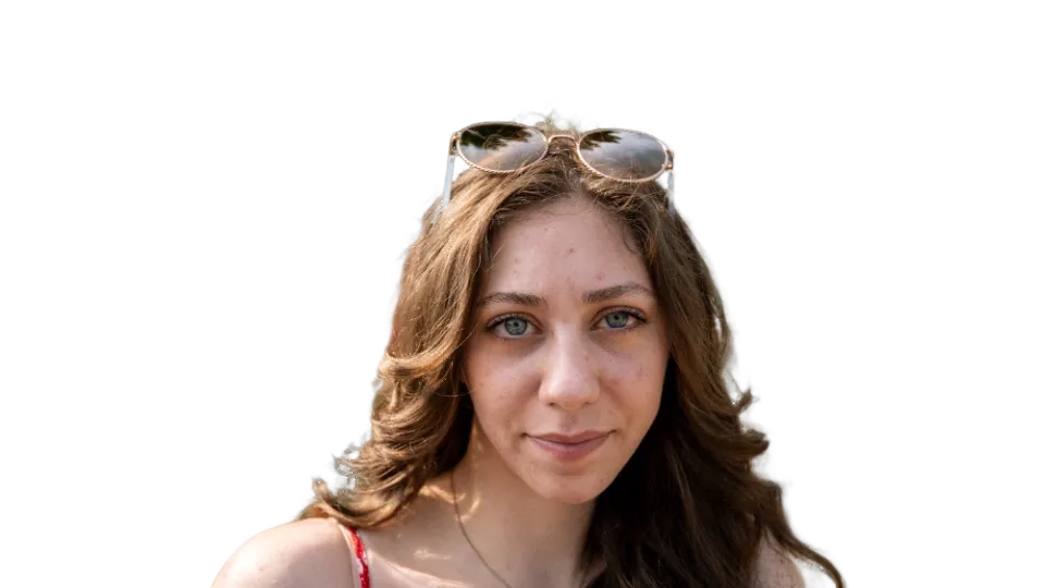 Cut-out portrait on the chosen background color